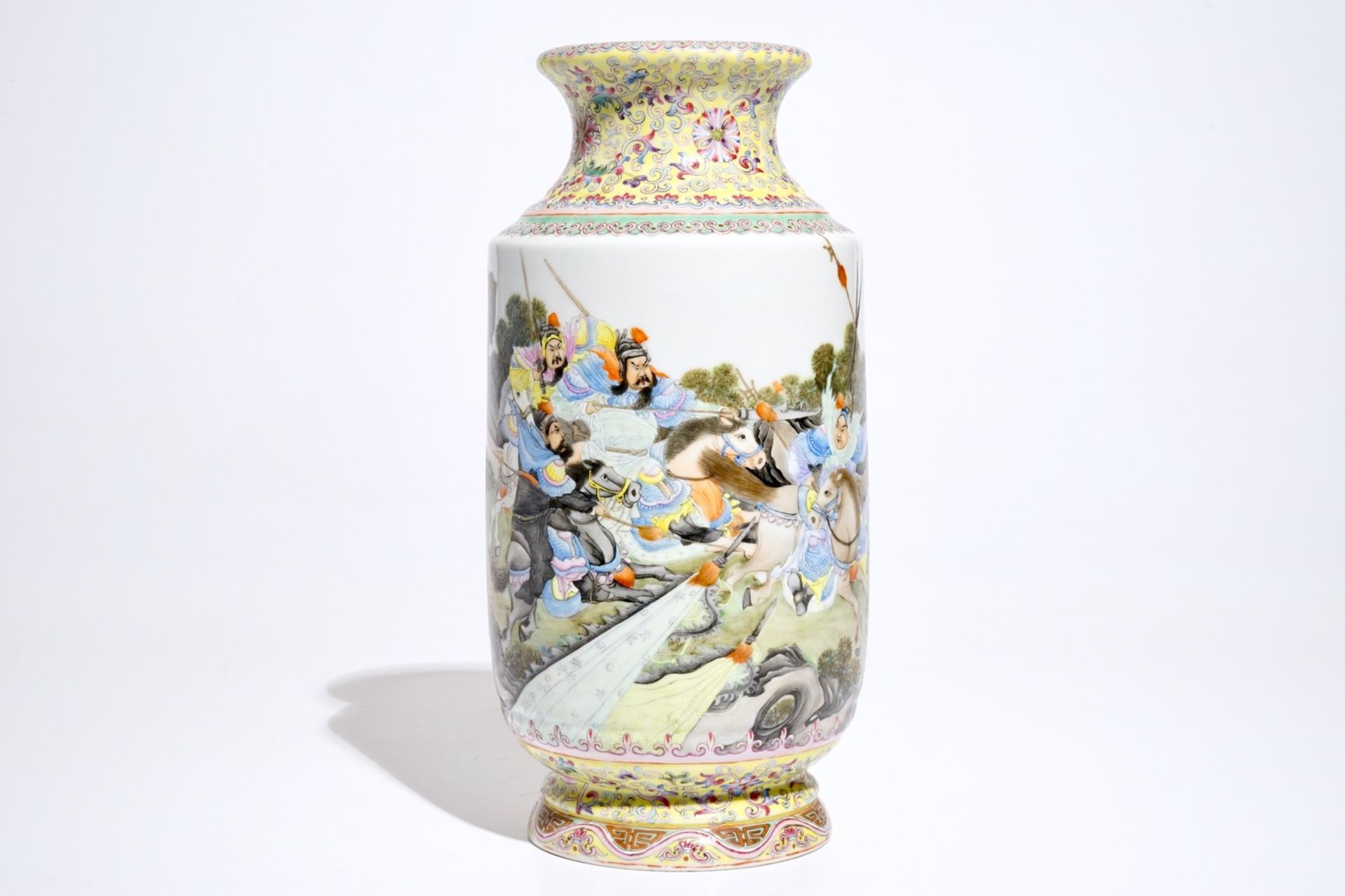 A Chinese famille rose warriors vase, Qianlong mark, Republic, 20th C. - Image 2 of 7