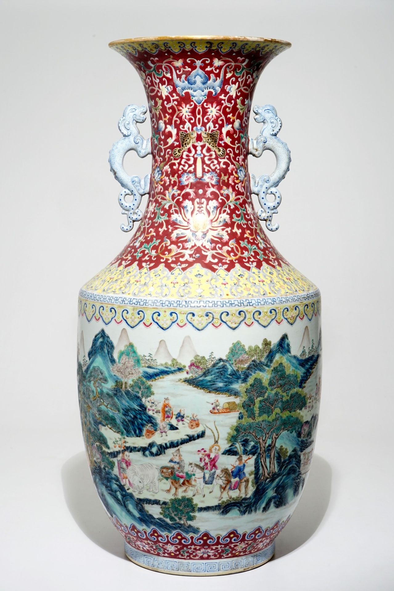 A very large Chinese famille rose vase, Qianlong mark, 19/20th C. - Image 3 of 6