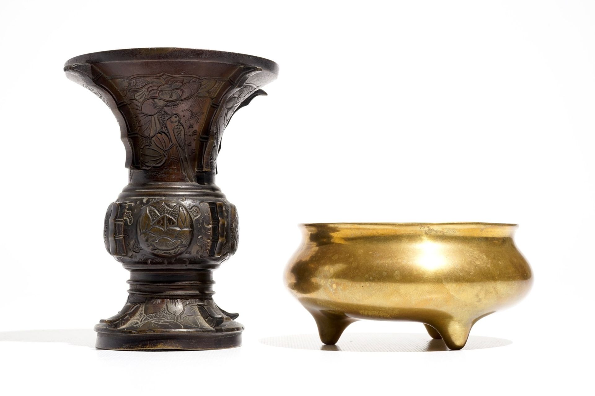 A Chinese bronze tripod censer, Xuande mark, and an archaistic bronze gu vase, 19/20th C. - Image 3 of 7