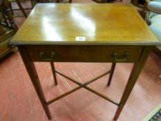 AN EDWARDIAN MAHOGANY SINGLE DRAWER SIDE TABLE, rectangular top with boxwood string inlay on