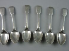 A SET OF SIX FIDDLE PATTERNED SILVER TEASPOONS, 4 troy ozs, Dublin 1832