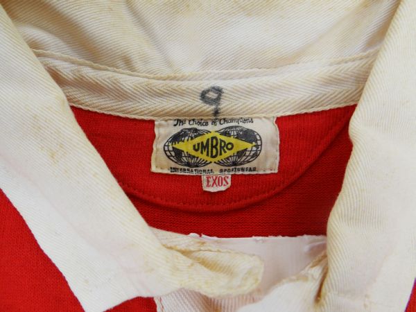 'WALES GREATEST EVER' - SIR GARETH EDWARDS' INTERNATIONAL WELSH RUGBY JERSEY MATCH WORN V IRELAND IN - Image 3 of 4