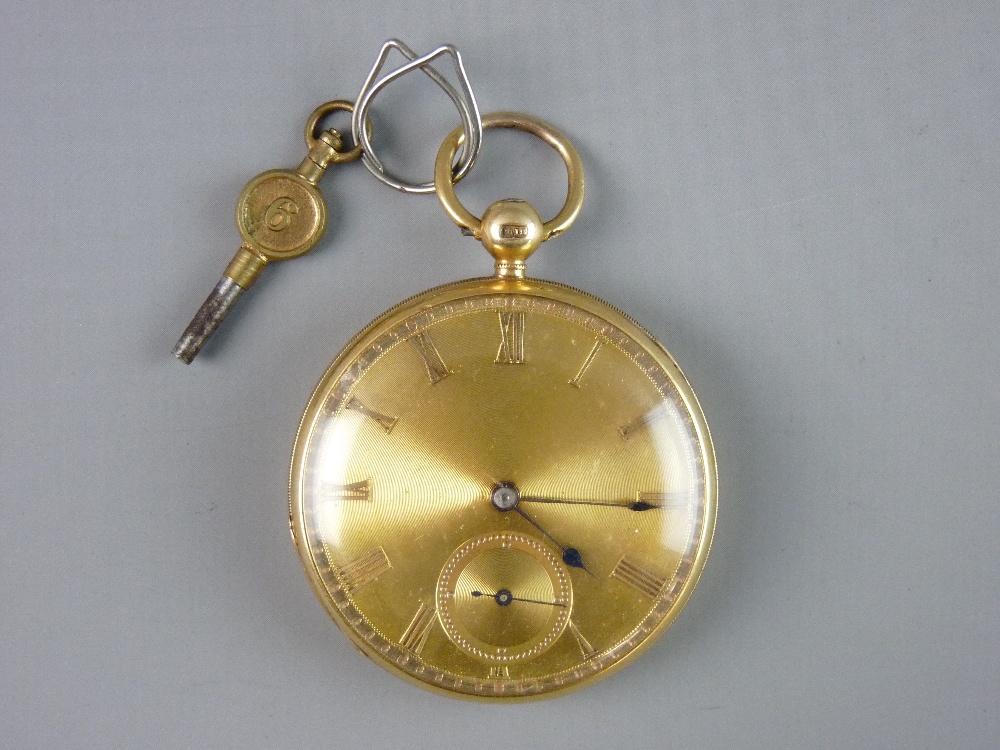 AN EIGHTEEN CARAT GOLD ENCASED GENT'S KEYWIND POCKET WATCH having a gold dial with Roman numerals