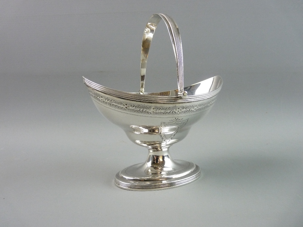 AN OVAL PEDESTAL SILVER SUGAR BASIN OR BON BON DISH in the classical style with a narrow band of