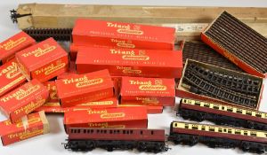 A LARGE QUANTITY OF BOXED TRIANG 00` GAUGE RAILWAY ITEMS including track
