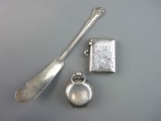 A SILVER SOVEREIGN CASE, a bright cut vesta case and a butter knife, Birmingham 1900, Birmingham