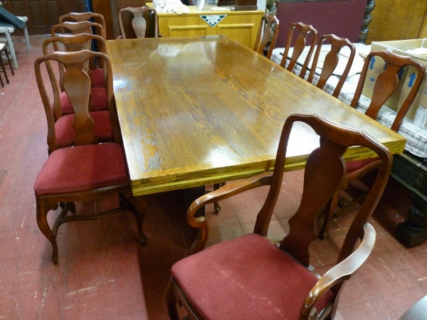 A GOOD QUALITY MID COLOUR POLISHED ONE PIECE DINING TABLE or boardroom table, 8ft x 4ft (240 x 120cm