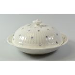 A SWANSEA PORCELAIN MUFFIN DISH with circular flared base, the cover with convex Paris Flute