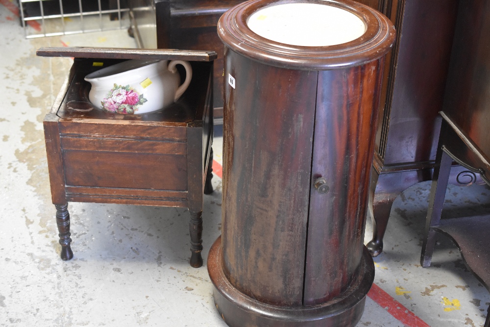 A drum-type marble top wash stand and a child's commode and chamber pot