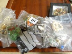 Sundry bags of costume and other jewellery