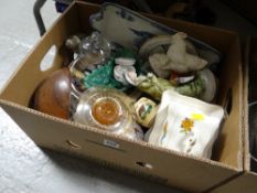 A box of mixed china and pottery