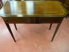 A GOOD GEORGIAN MAHOGANY & CROSSBANDED ROSEWOOD FOLDOVER CARD TABLE, with boxwood line stringing