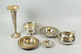 A PARCEL OF AMERICAN SILVER comprising dish with open-work handle, (Sterling marks for Lunt), footed