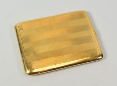 AN 18CT YELLOW GOLD CARTIER CIGARETTE CASE machine turned with linear decoration, inscribed '