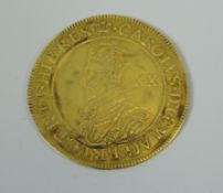 A VERY FINE CHARLES I (1625-1642) GOLD UNITE COIN, 8.9gms