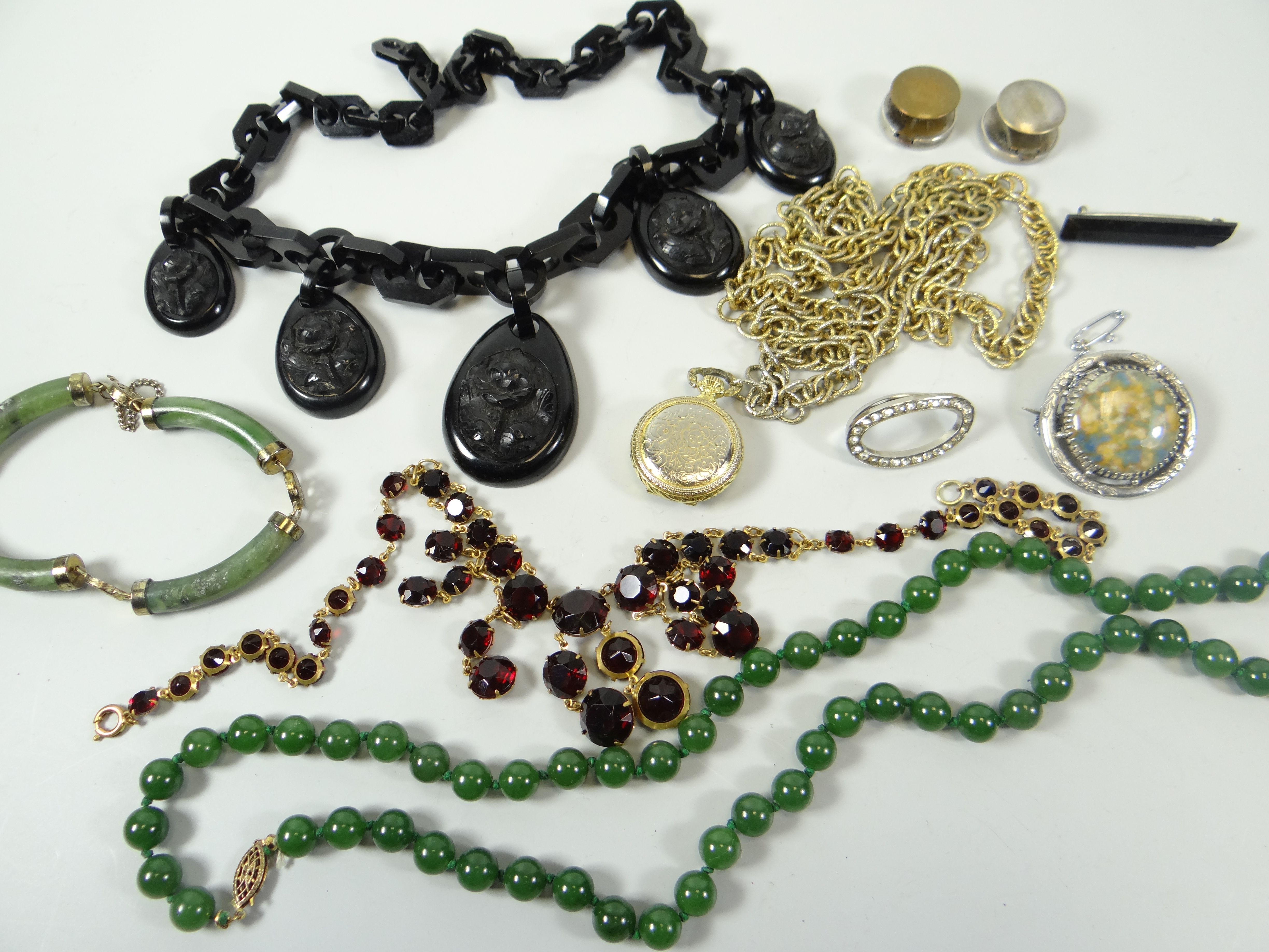A PARCEL OF MIXED JEWELLERY
