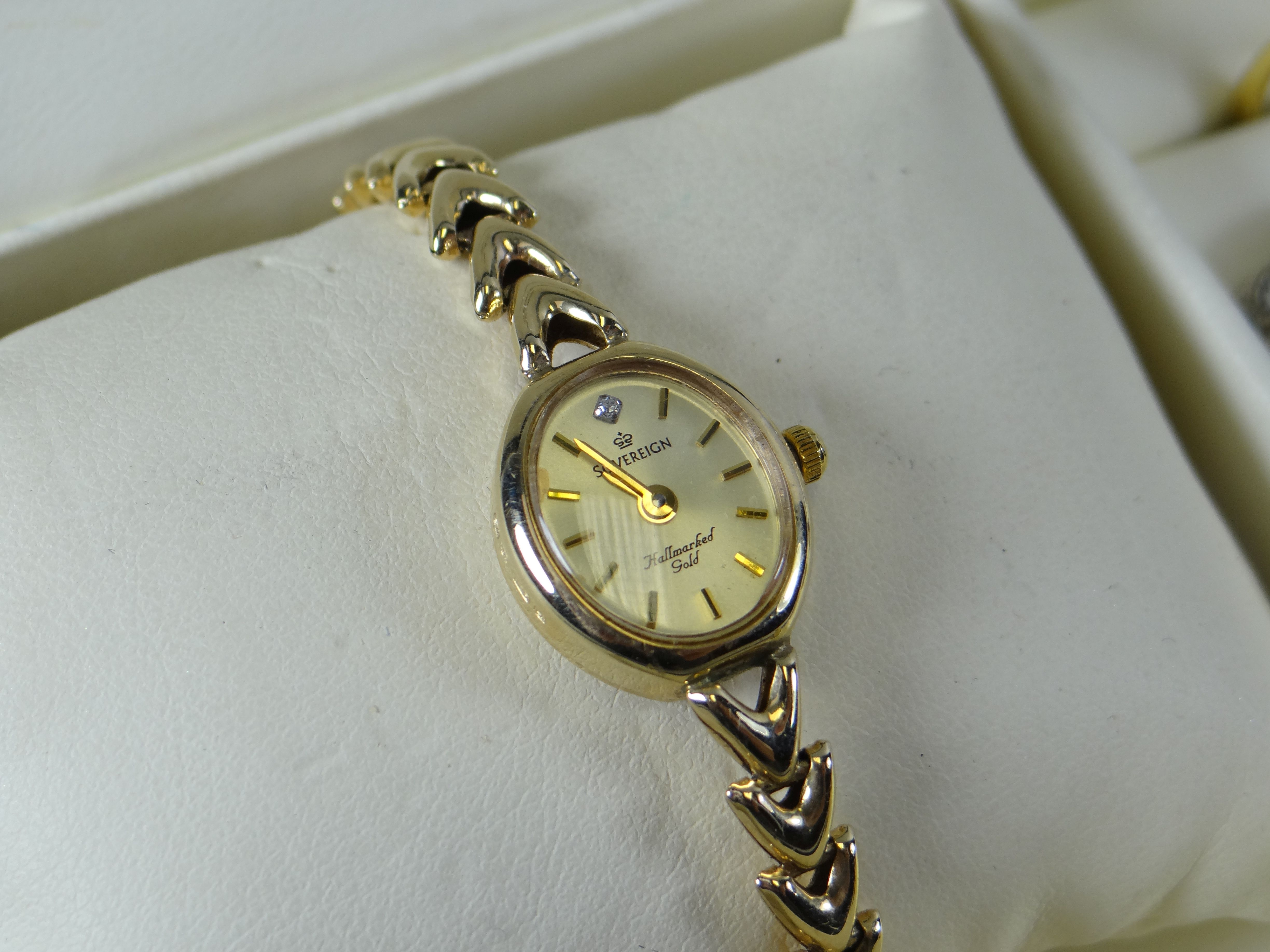 A 9CT GOLD LADIES 'SOVEREIGN' BRACELET WATCH & SIX LADIES RINGS, the watch with matching box and - Image 2 of 2