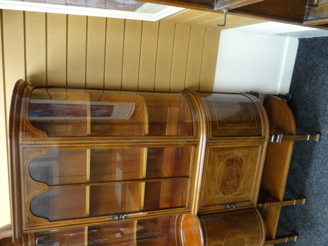 A FINE QUALITY INLAID MAHOGANY DISPLAY CABINET having a cupboard base raised over a platform and - Image 4 of 10