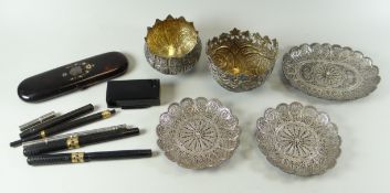 A MIXED PARCEL OF EASTERN SILVER, PENS, SPECTACLE CASE & LACQUER SNUFF-BOX