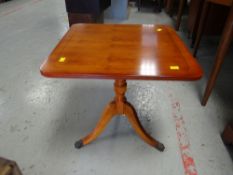 A Beresford & Hicks square occasional lamp table in Mellow Yew