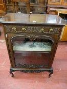 AN EDWARDIAN MAHOGANY SIDE CABINET, the single frieze drawer with blind fretwork decoration and