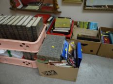 A large quantity of mixed books, mainly academic / reference books etc