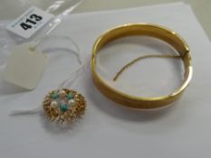 9ct gold bracelet and similar small brooch