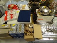 Parcel of various boxed and other EPNS items including toast rack, egg cups, teapot warmer etc