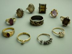A PARCEL OF ELEVEN, MAINLY NINE CARAT GOLD & SILVER SUNDRY DRESS RINGS, 45 grms total
