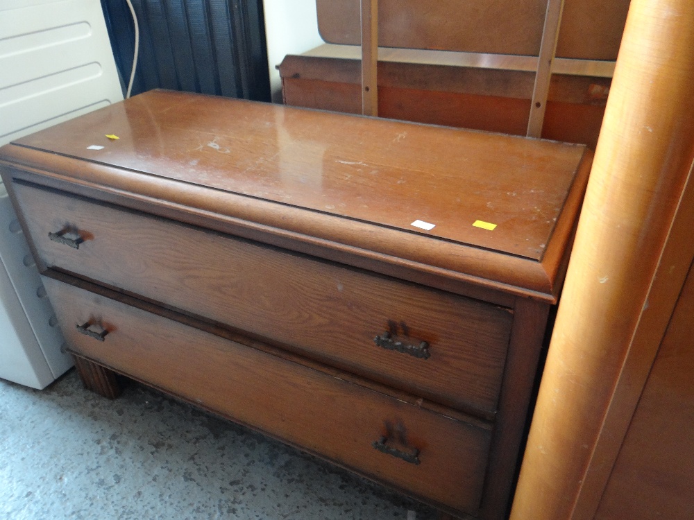 Two Art Deco-style veneered lightwood wardrobes together with a low two-drawer chest of drawers - Image 2 of 2