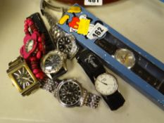 A parcel of novelty & other wristwatches