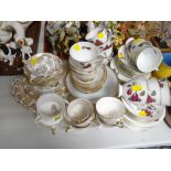 Quantity of mixed tea ware