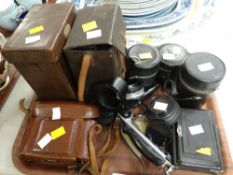 Parcel of vintage cameras & equipment including a cased Akonta
