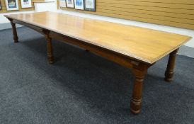 AN EXCEPTIONALLY LARGE CONFERENCE / DINING TABLE 428 x 135cms