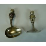 AN EPNS INFANT SPOON with baby-figural handle & matching pusher (consignment from BBC Bargain Hunt)