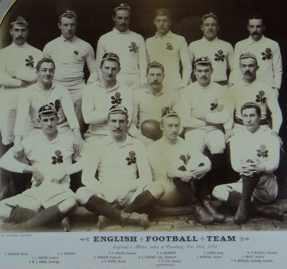 AN HISTORIC ENGLAND RUGBY UNION INTERNATIONAL JERSEY WORN BY QUAKER FRANCIS HUGH FOX, CAPTAIN IN - Image 3 of 3