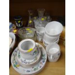 Quantity of mixed pottery tableware and glassware