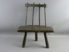 AN 18th CENTURY SPINDLEBACKED CHILD'S SIMPLE CHAIR on three turned supports