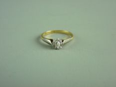 A LADY'S EIGHTEEN CARAT GOLD & PLATINUM SOLITAIRE DIAMOND RING, visual estimate 0.4 carat, 2 grms,