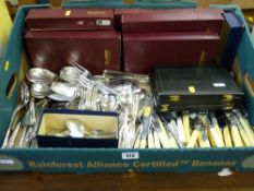 Box of cased and loose good quality flatware