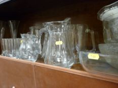 Good kitchenware, glassware including modern water jugs, Pyrex etc