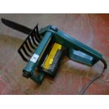 A Black & Decker DN301 compact chainsaw E/T