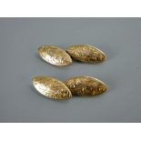 A PAIR OF NINE CARAT GOLD OVAL BRIGHT CUT CUFFLINKS, 6.7 grms