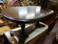 Neat oval reproduction Long John coffee table