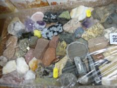 Parcel of various rocks, minerals and fossils