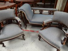 A three-piece Edwardian drawing room suite comprising chaise longue & two tub-style chairs (for re