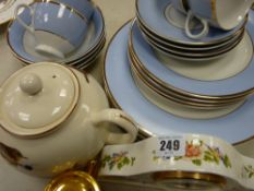 Quantity of modern Royal Doulton teaware etc