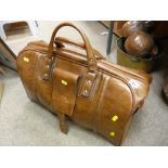 Gent's faux leather holdall