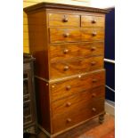 AN EARLY 19th CENTURY MAHOGANY CHEST ON CHEST of two short and three long drawers over a lower three