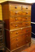 AN EARLY 19th CENTURY MAHOGANY CHEST ON CHEST of two short and three long drawers over a lower three